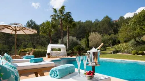 Country Estate with spectacular view and beautiful garden close to Alaró for rent Country Estate with spectacular view and beautiful garden close to Alaró for rent